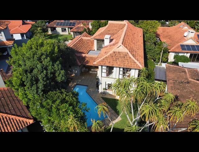4 BEDROOM HOUSE FOR SALE IN PORT ZIMBALI ESTATE